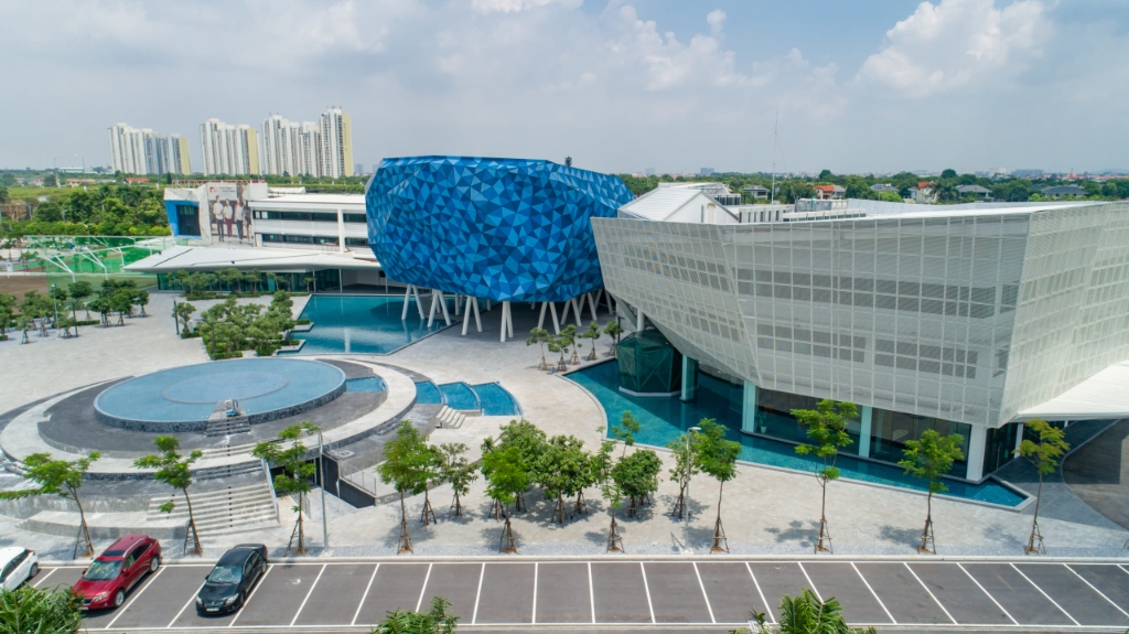British University Vietnam modern campus building